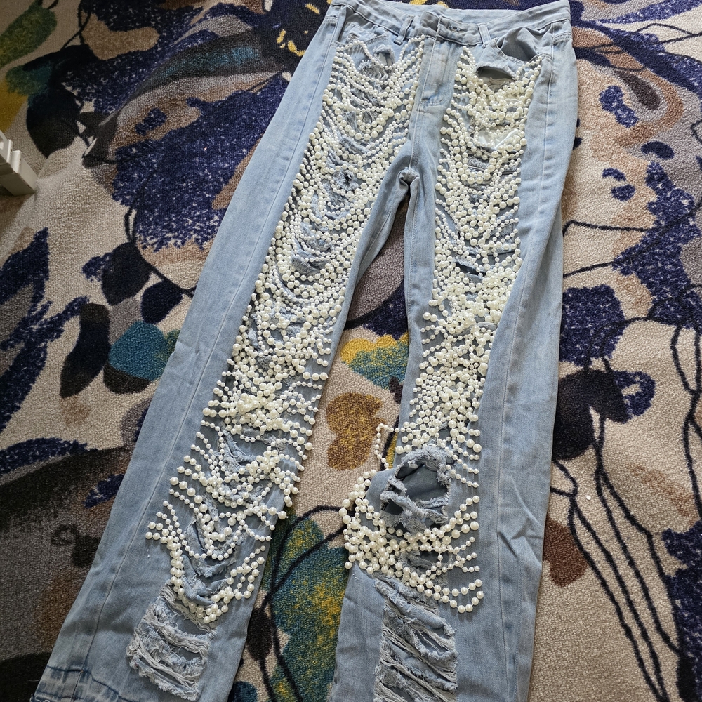 Pearl-Embellished Light Blue Wide-Leg Jeans for Women
